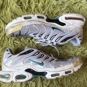 Nike Air Max Plus in White and Teal